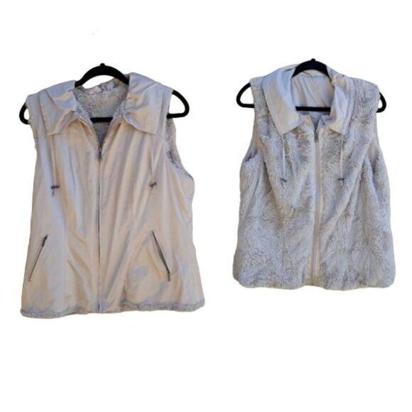 CAbi Vest 251 Reversible Alpine Faux Fur Snow Bunny Satin Sheen Zip Up Tan L - Picture 4 of 11